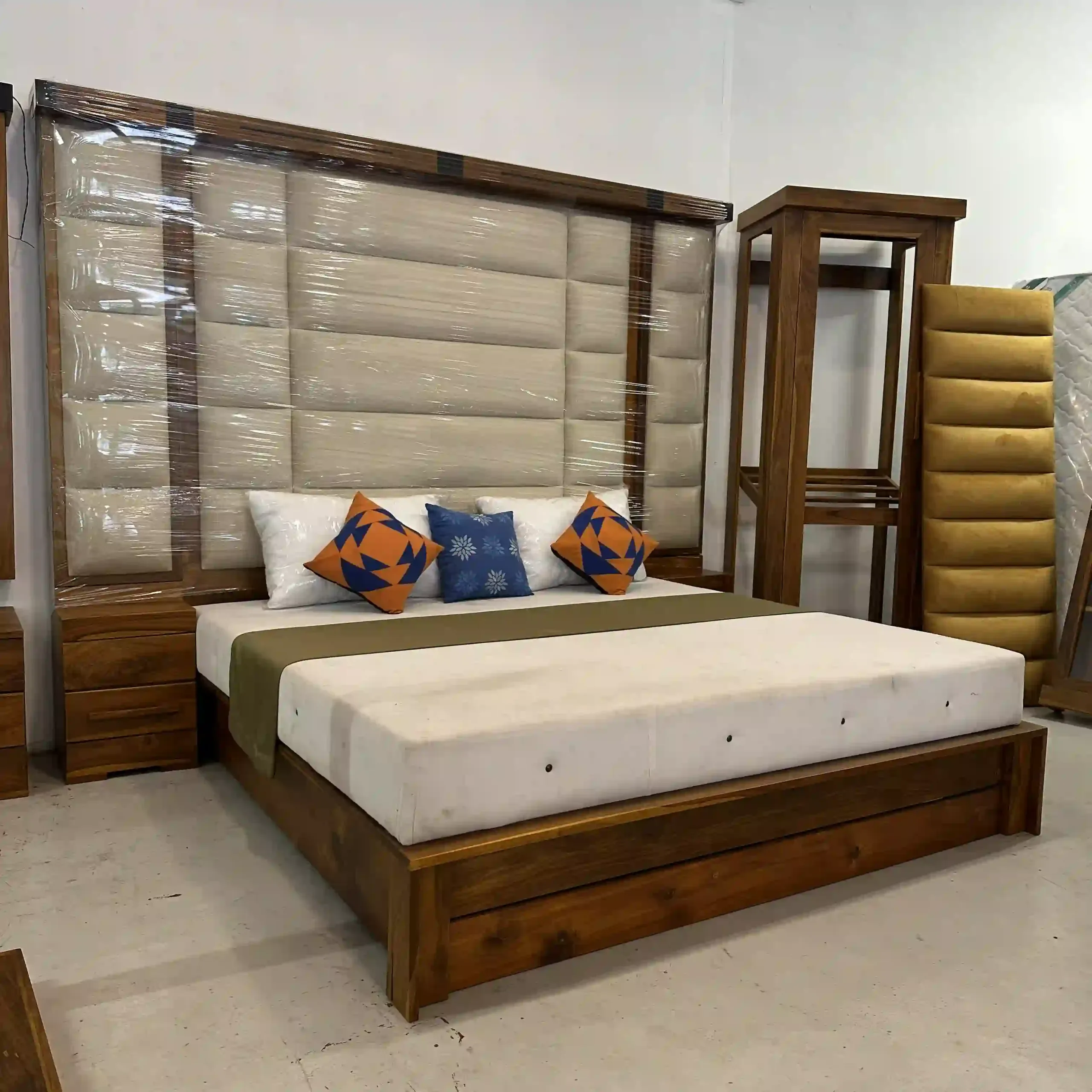 Opulent Dream Bed GF1003